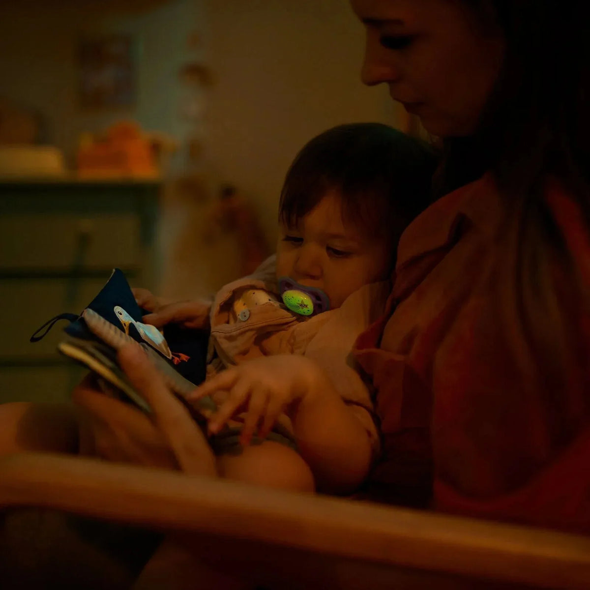 Philips Avent Ultra Air Night Soother 6-18 months Pack of 2