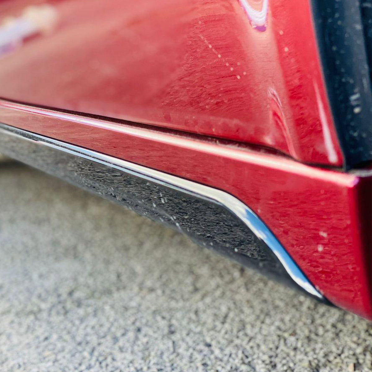 For VW T5, T5.1 SWB Side Skirts Reflex Silver Plastic Painted and Ready to Fit (B-Grade)