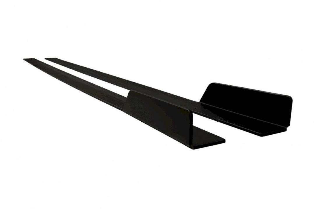 Maxton Design - Aftermarket RACING SIDE SKIRTS DIFFUSERS VW GOLF GTI 7.5 (2017-19)