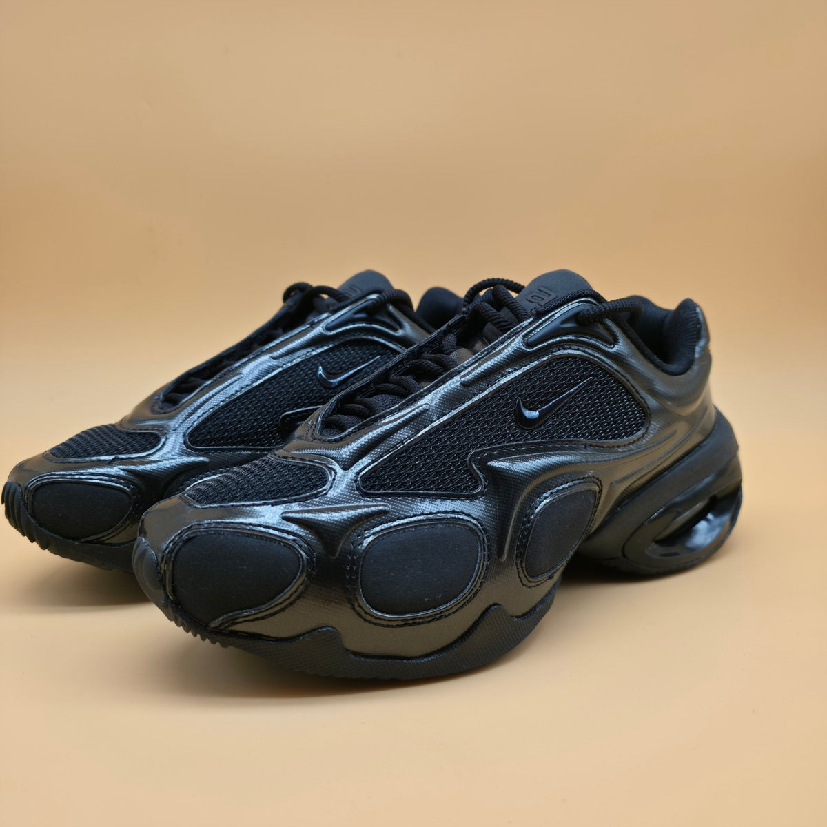 Nike Air Max Muse Womens Trainers Triple Black Metallic Silver