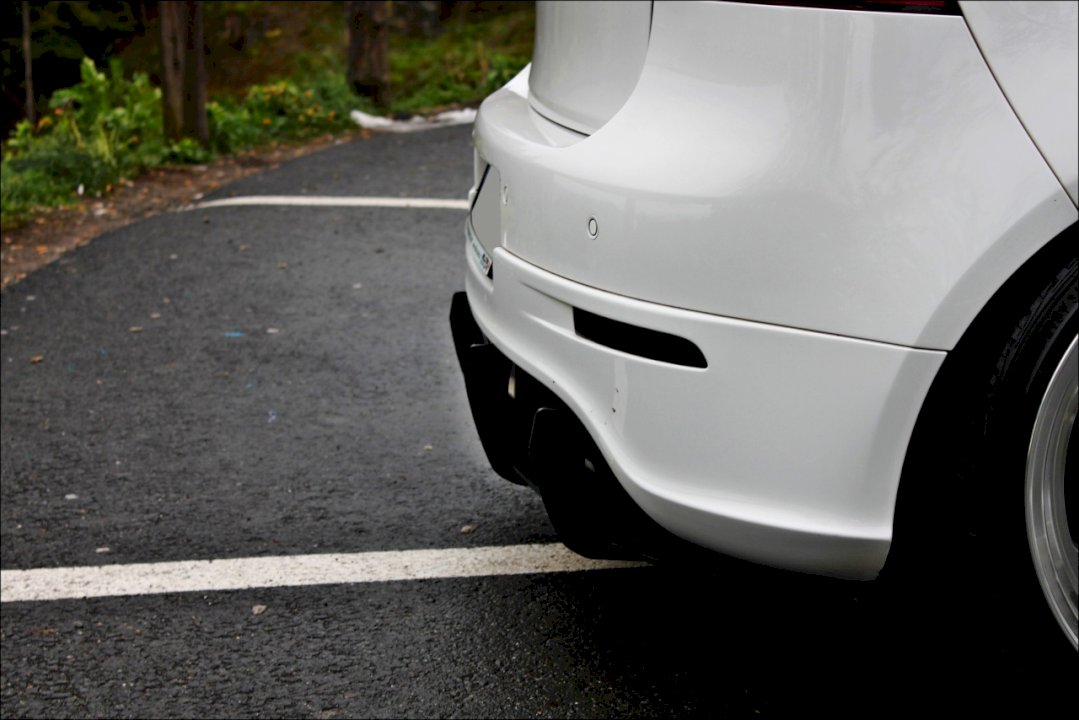 Maxton Design - Aftermarket  VW GOLF V R32 REAR DIFFUSER