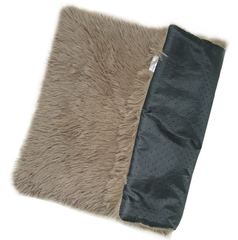 Washable Non-Slip Plush Pet Mat For Large, Medium And Small Dogs In Autumn And Winter
