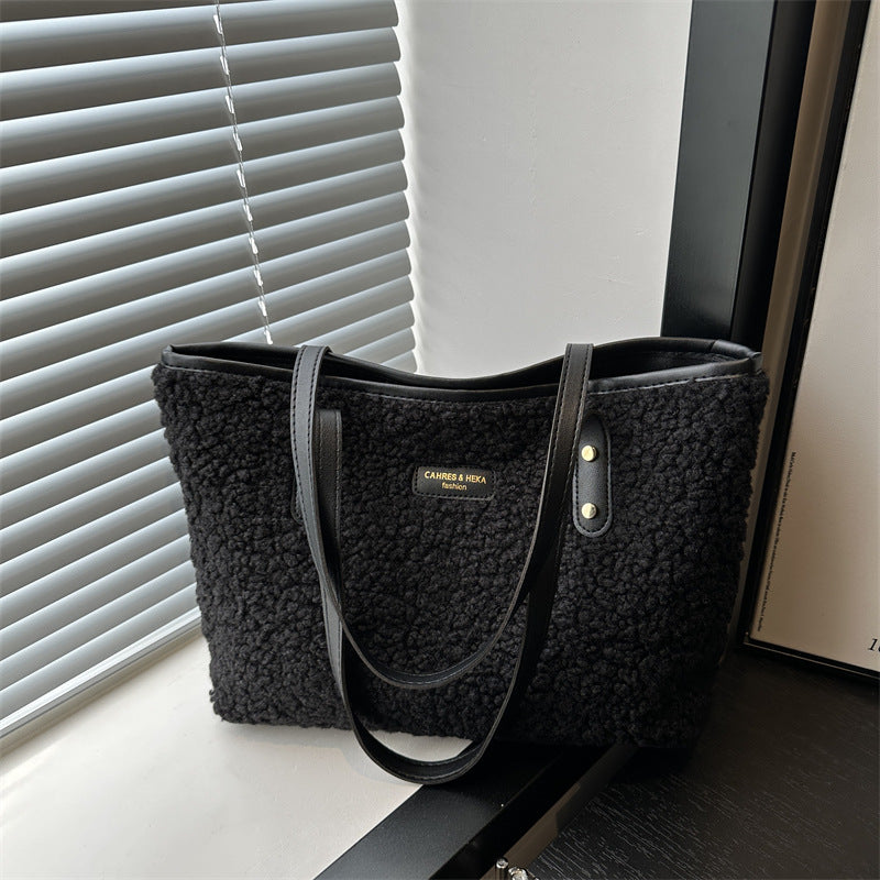 Fashionable Furry Versatile Shoulder Bag