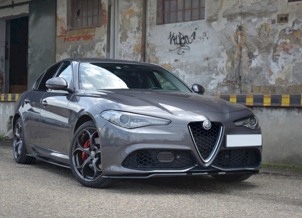 Maxton Design - Aftermarket  FRONT SPLITTER V.1 ALFA ROMEO GIULIA VELOCE (2015-2019)