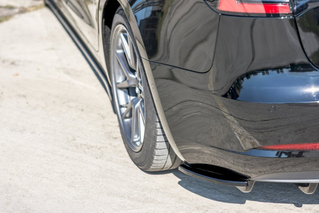 Maxton Design - Aftermarket  REAR SIDE SPLITTERS TESLA MODEL 3 (2017-2023)