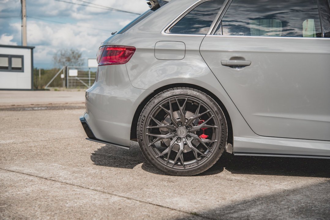 Maxton Design - Aftermarket  STREET PRO REAR SIDE SPLITTERS AUDI RS3 8V SPORTBACK (2015-2016)