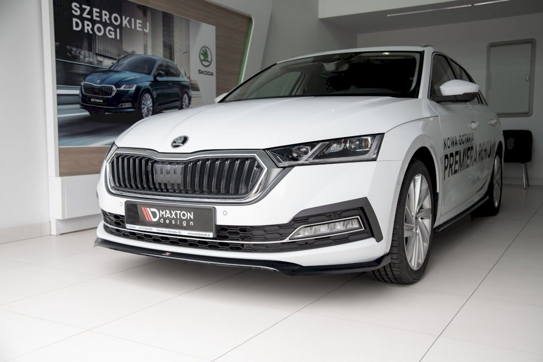 Maxton Design - Aftermarket  FRONT SPLITTER V2 SKODA OCTAVIA MK4 (2019-2024)