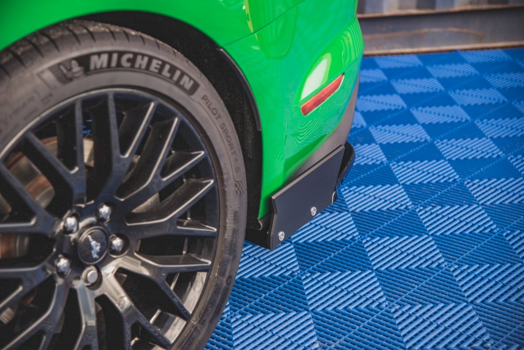 Maxton Design - Aftermarket  REAR SIDE SPLITTERS V.1 + FLAPS FORD MUSTANG GT MK6 FACELIFT