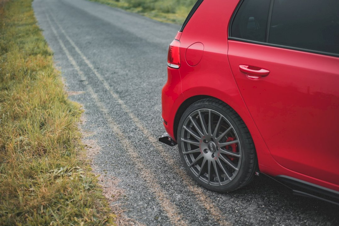 Maxton Design - Aftermarket  Street PRO Rear Side Splitters + Flaps VW Golf GTI Mk6