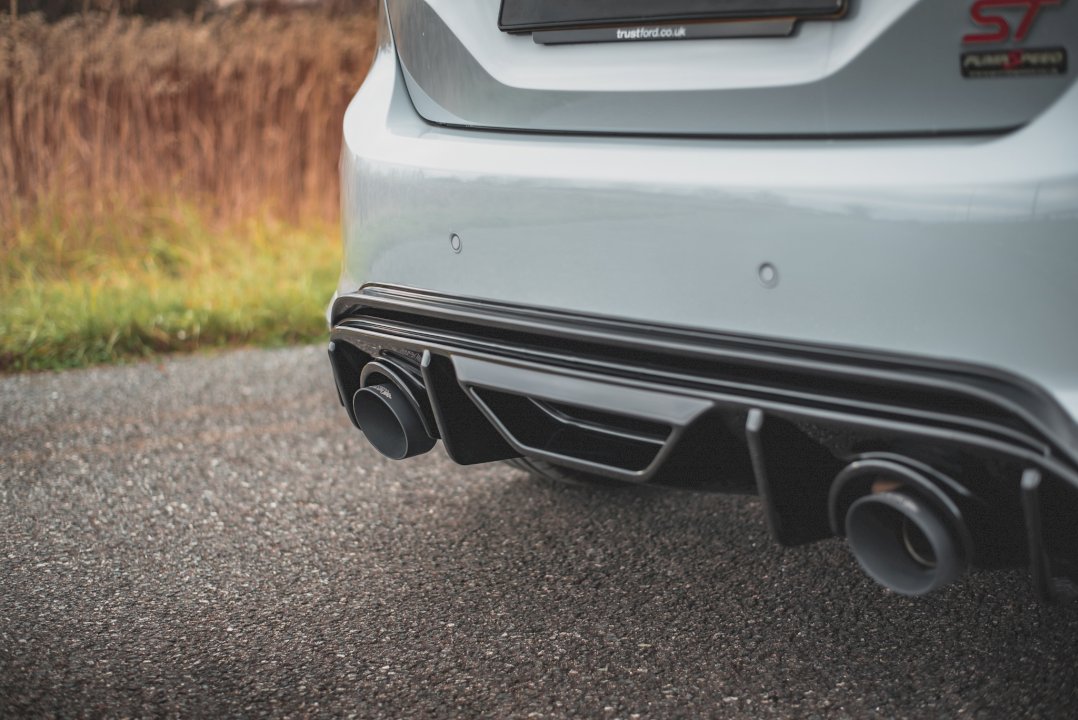 Maxton Design - Aftermarket  V3 Rear Diffuser (RS Look) - Ford Fiesta MK8 / 8.5 ST Line & ST