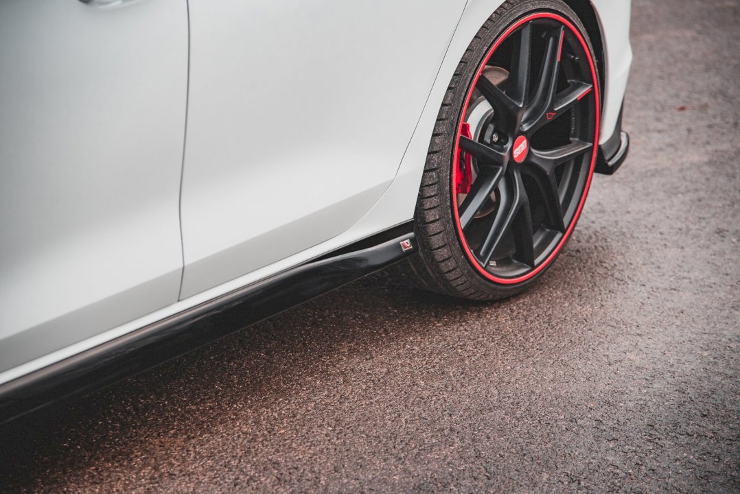 Maxton Design - Aftermarket  SIDE SKIRTS DIFFUSERS V.3 VOLKSWAGEN GOLF GTI / GTE / GTI CLUBSPORT / R-LINE MK8