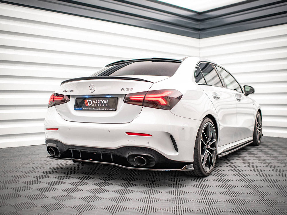 Maxton Design - Aftermarket  CENTRAL REAR SPLITTER V.2 (VERTICAL BARS) MERCEDES A 35 AMG SEDAN V177