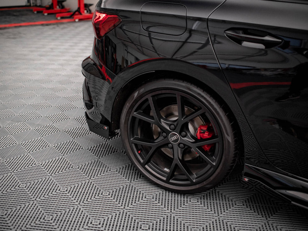 Maxton Design - Aftermarket  STREET PRO REAR SIDE SPLITTERS + FLAPS AUDI RS3 SPORTBACK 8Y