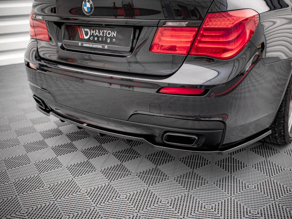 Maxton Design - Aftermarket  CENTRAL REAR SPLITTER (VERTICAL BARS) BMW 7 M-PACK F01 (2008-2013)