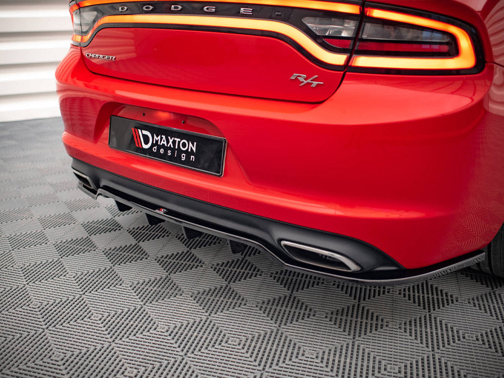 Maxton Design - Aftermarket  CENTRAL REAR SPLITTER (VERTICAL BARS) DODGE CHARGER RT MK7 FACELIFT (2014-2023)