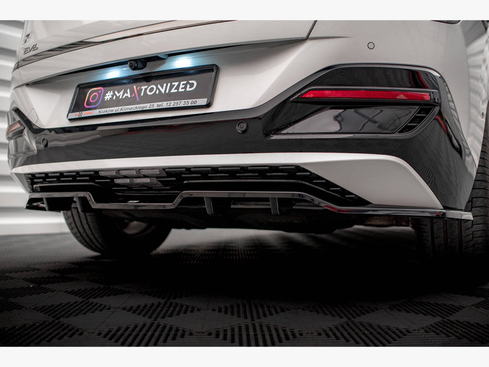 Maxton Design - Aftermarket  CENTRAL REAR SPLITTER (VERTICAL BARS) KIA EV6 GT-LINE MK1