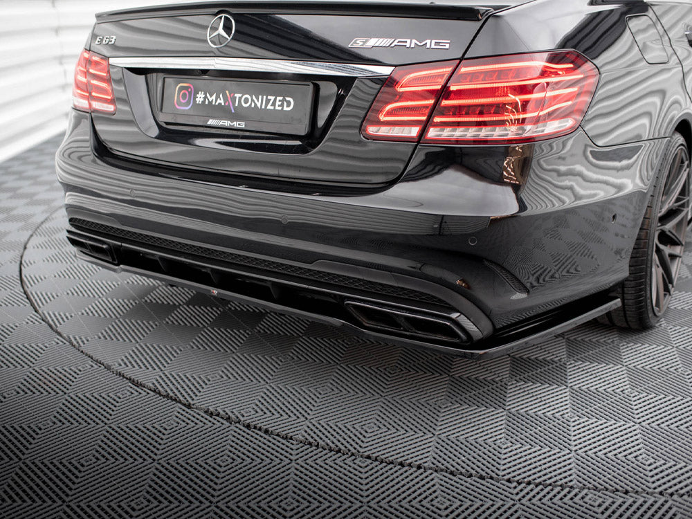 Maxton Design - Aftermarket  CENTRAL REAR SPLITTER (VERTICAL BARS) MERCEDES-BENZ E63 AMG SEDAN W212 FACELIFT (2012-2014)