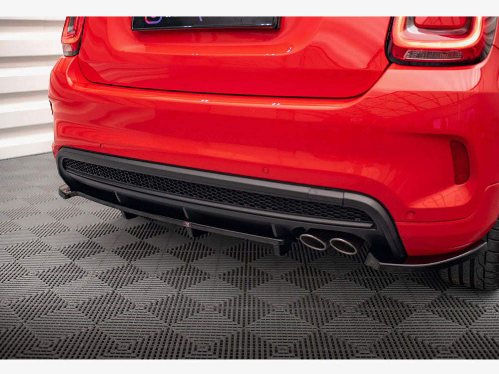 Maxton Design - Aftermarket  Central Rear Splitter (Vertical Bars) Fiat 500X Sport Mk1 Facelift