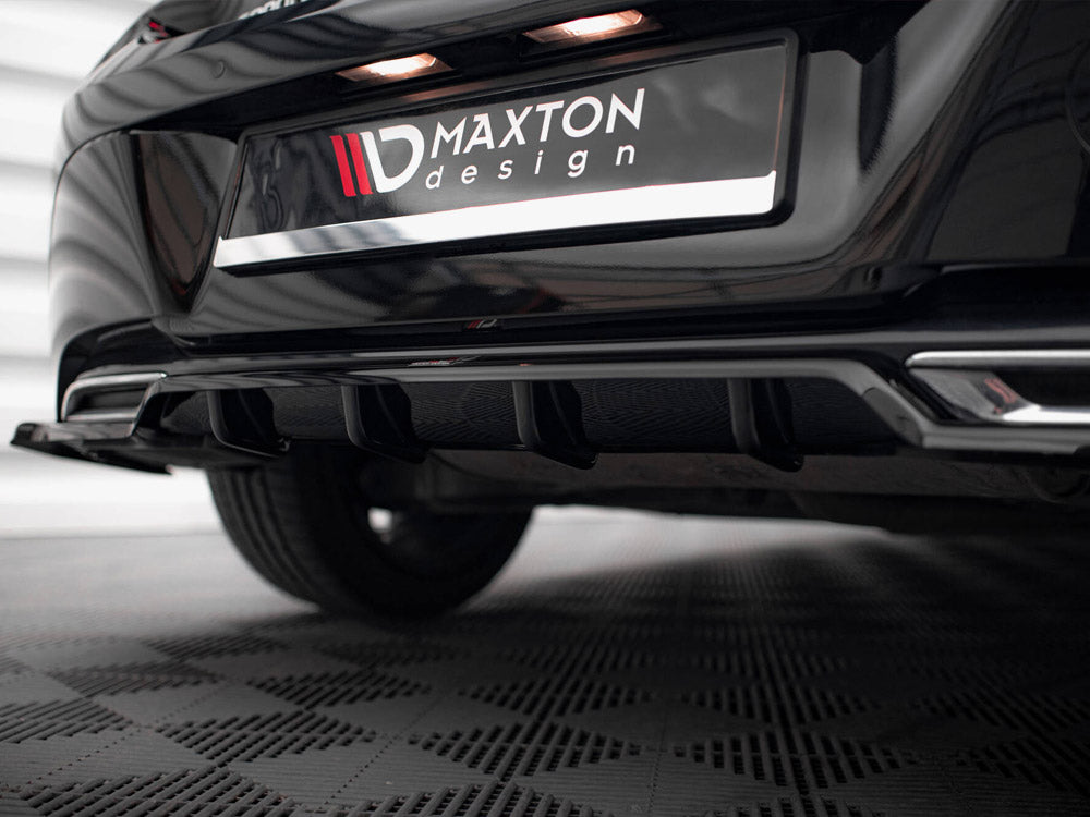 Maxton Design - Aftermarket  Central Rear Splitter (Vertical Bars) Toyota Corolla Hatchback Mk12