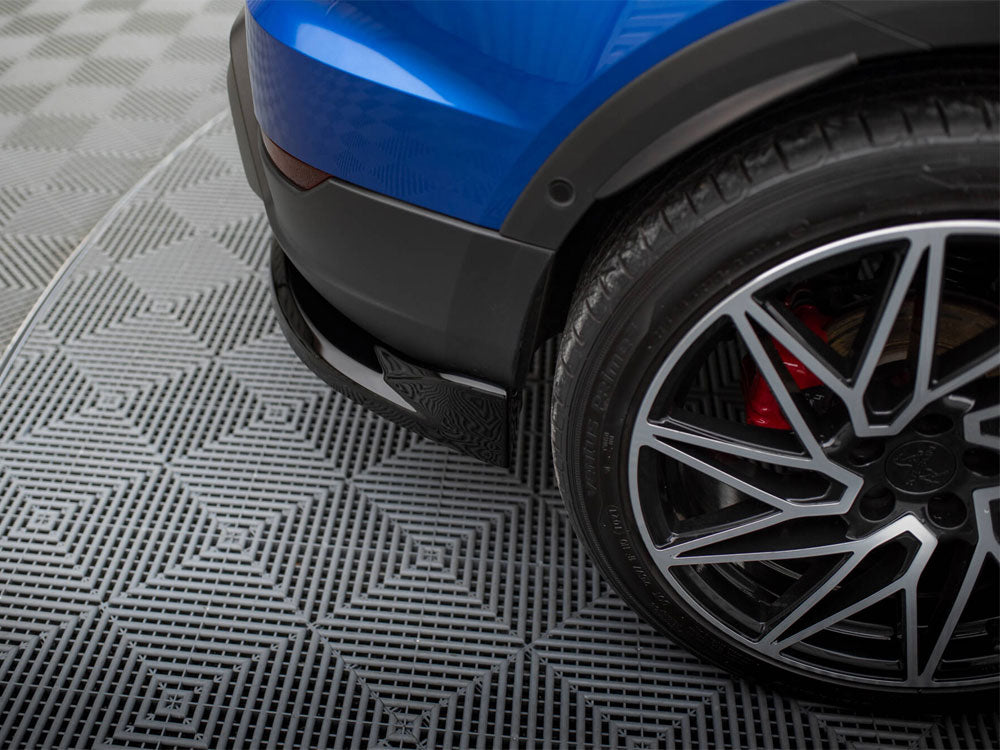 Maxton Design - Aftermarket  CENTRAL REAR SPLITTER (VERTICAL BARS) SEAT ARONA FR MK1 FACELIFT