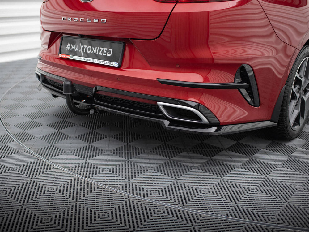 Maxton Design - Aftermarket  CENTRAL REAR SPLITTER (VERTICAL BARS) KIA PROCEED GT-LINE MK1