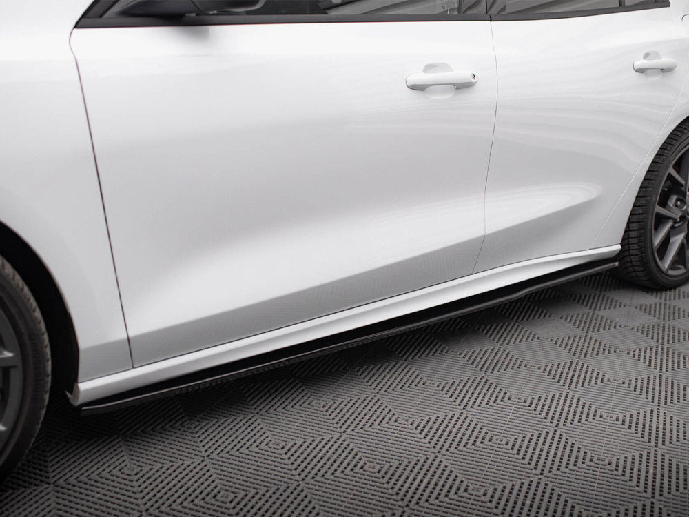 Maxton Design - Aftermarket  Side Skirts Diffusers V.3 Ford Focus ST / ST-Line Mk4 Facelift
