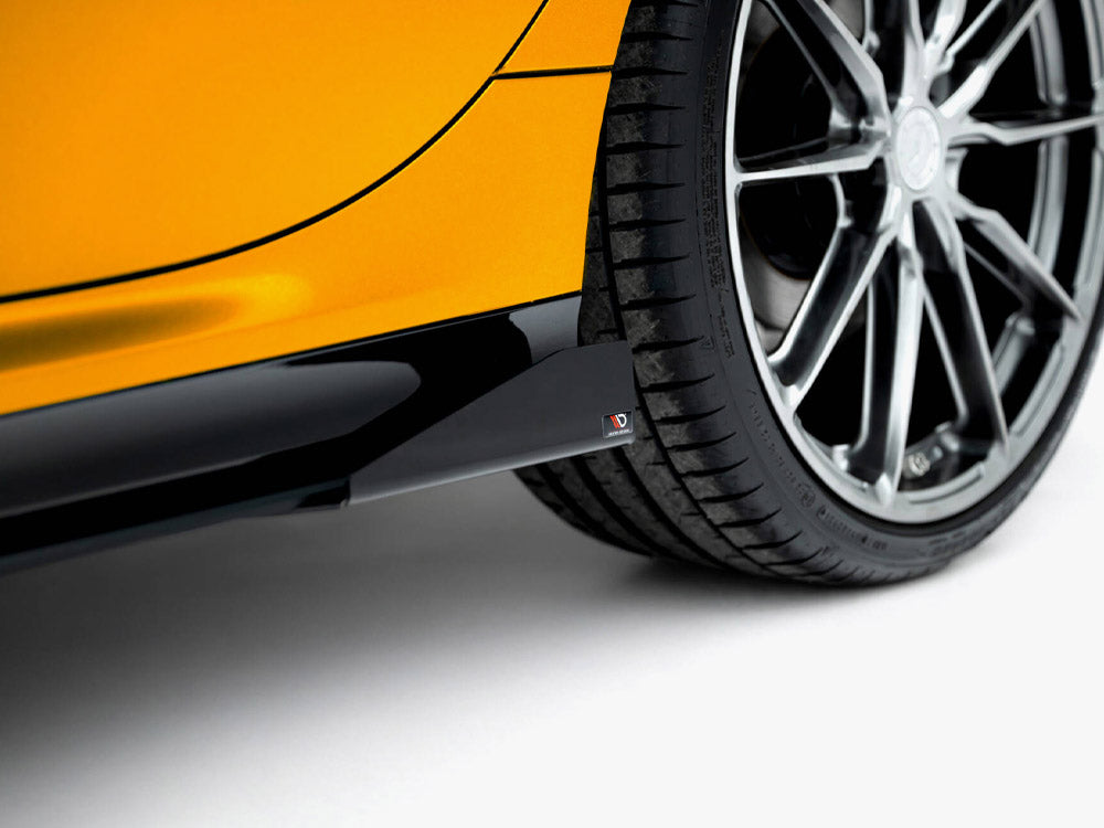 Maxton Design - Aftermarket  Side Flaps BMW 1 M-Pack F70