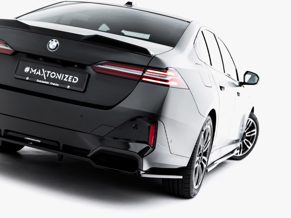 Maxton Design - Aftermarket  Rear Splitter (with Vertical Bars) compatible with V.2 BMW 5 / i5 M-Pack Sedan / Touring G60 / G61