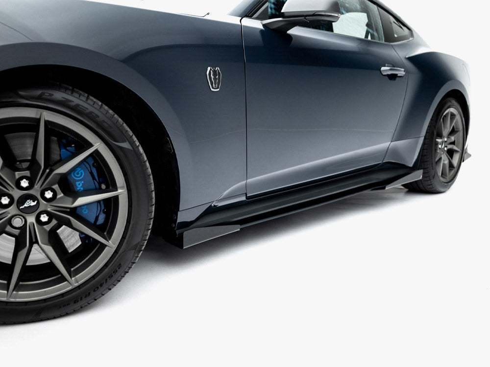 Maxton Design - Aftermarket  Street PRO Side Skirts Diffusers + Flaps Ford Mustang Dark Horse Mk7