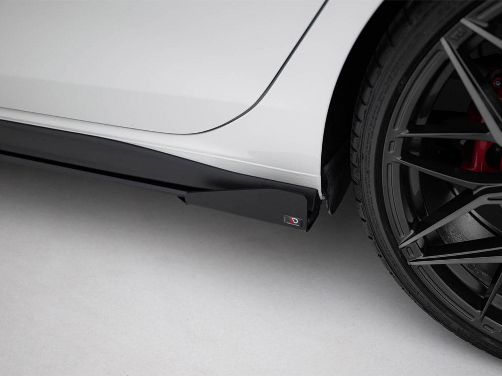 Maxton Design - Aftermarket  SIDE FLAPS VOLKSWAGEN GOLF GTI / GTE / GTI CLUBSPORT / R-LINE MK8