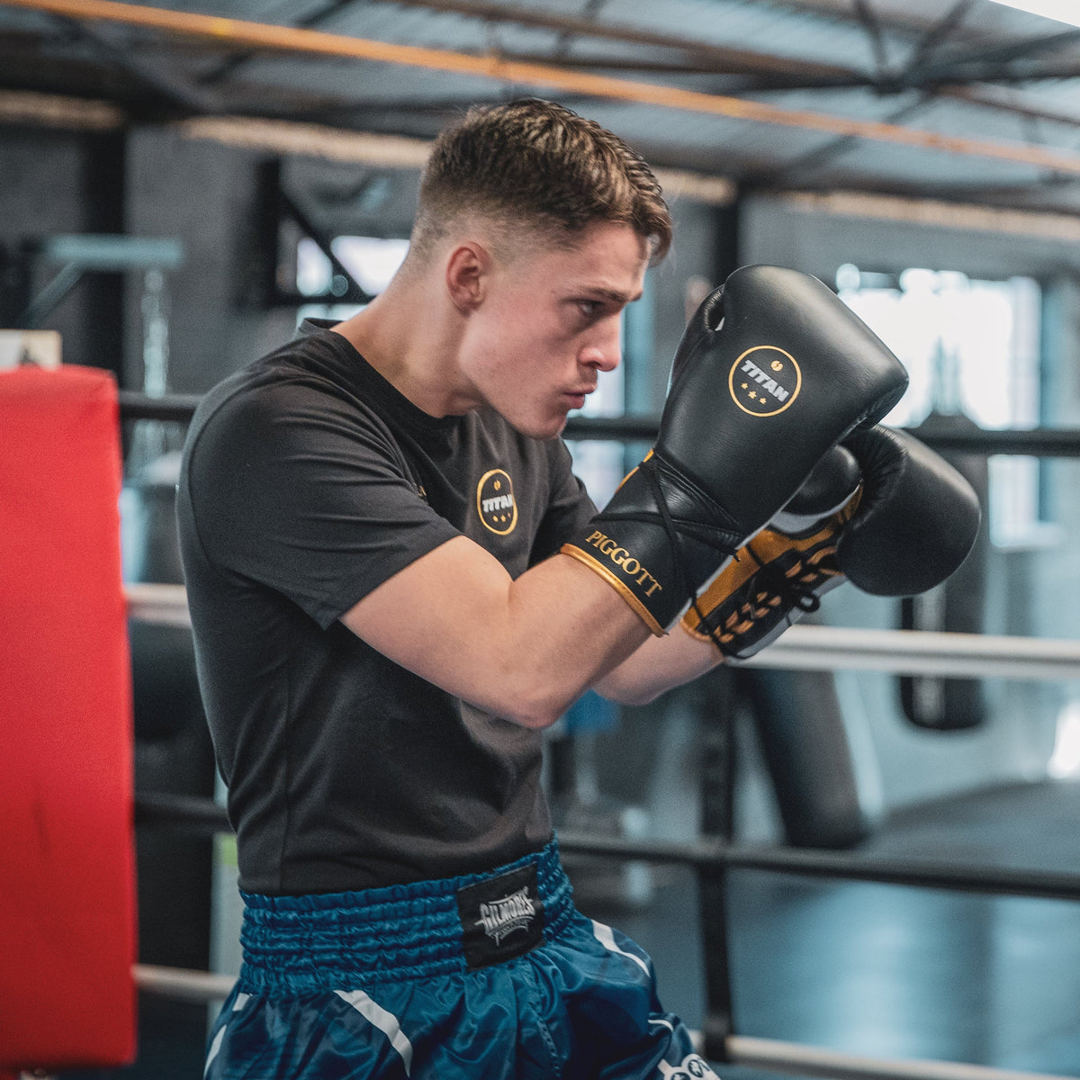 Velocity 3.0 Lace-Up Boxing Gloves – Midnight Black