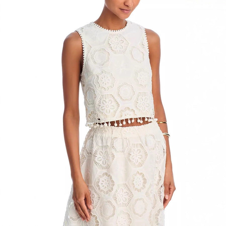 Literary Trends White Sleeveless Short Top Skirt Women's Suit