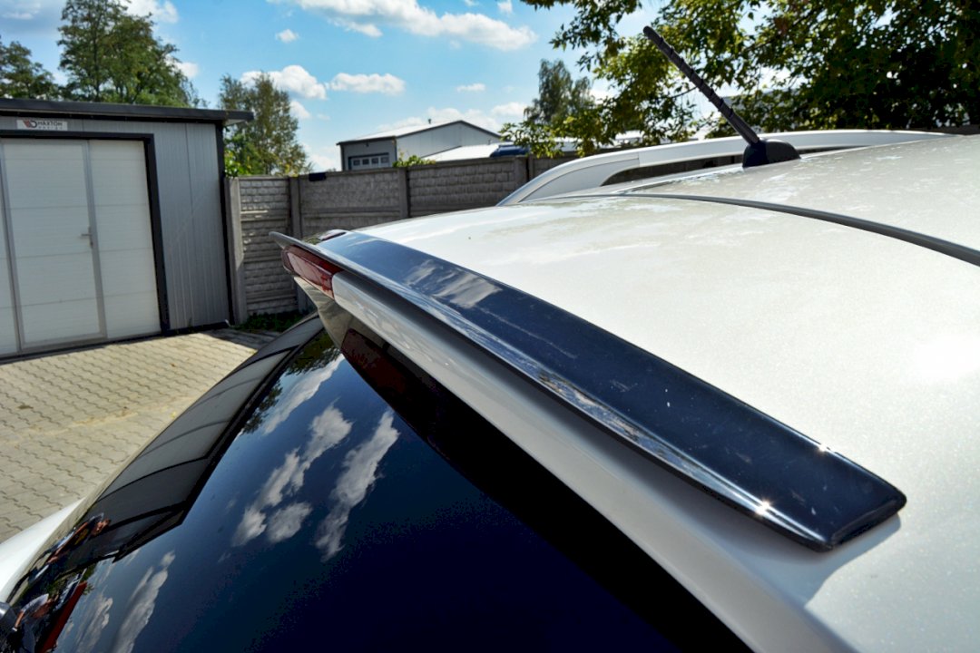 Maxton Design - Aftermarket  SPOILER CAP INFINITI QX70