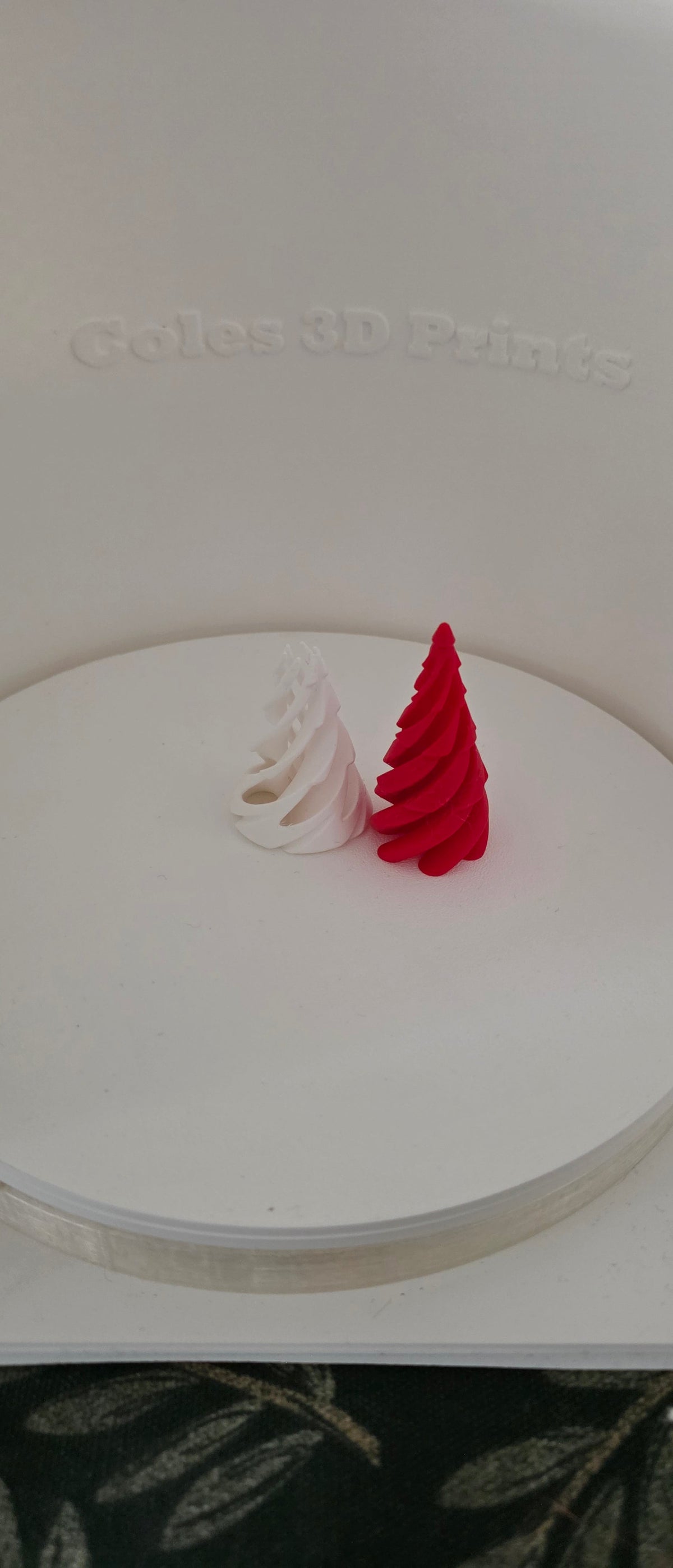 Twist-Apart Christmas Tree Fidget – Red & White