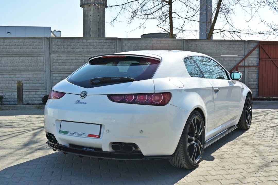Maxton Design - Aftermarket  CENTRAL REAR SPLITTER ALFA ROMEO BRERA (WITH VERTICAL BARS)