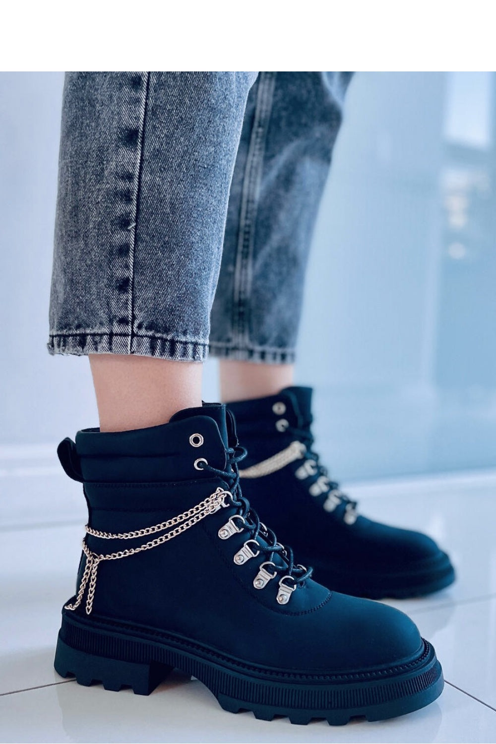 Topánky typu Traper model 171108 Inello