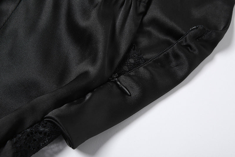 Sexy V-neck Dress With Backless Lace Stitching