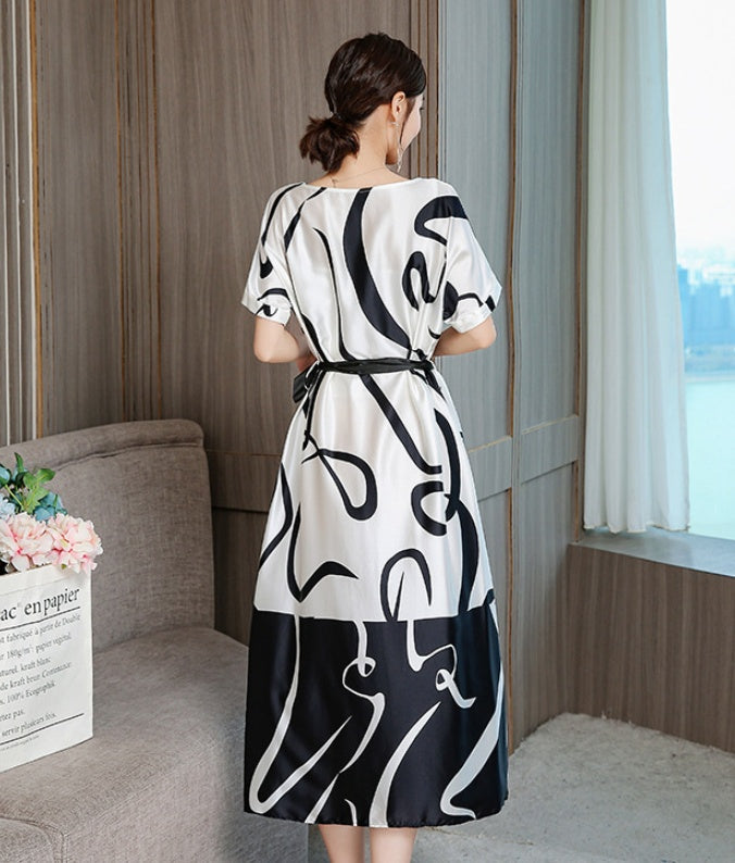 O-neck Short-sleeved Simple Black And White Print Elegant Casual Dress