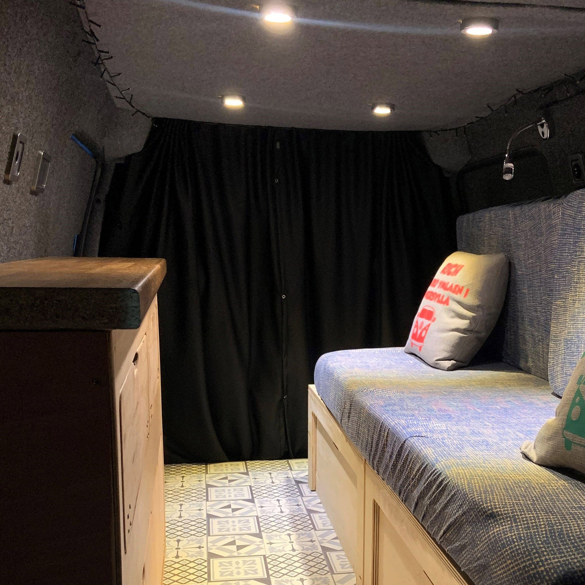 For VW T6/T6.1 Transporter Cab Divider Curtain Kit with Rail Premium Quality - Van-X
