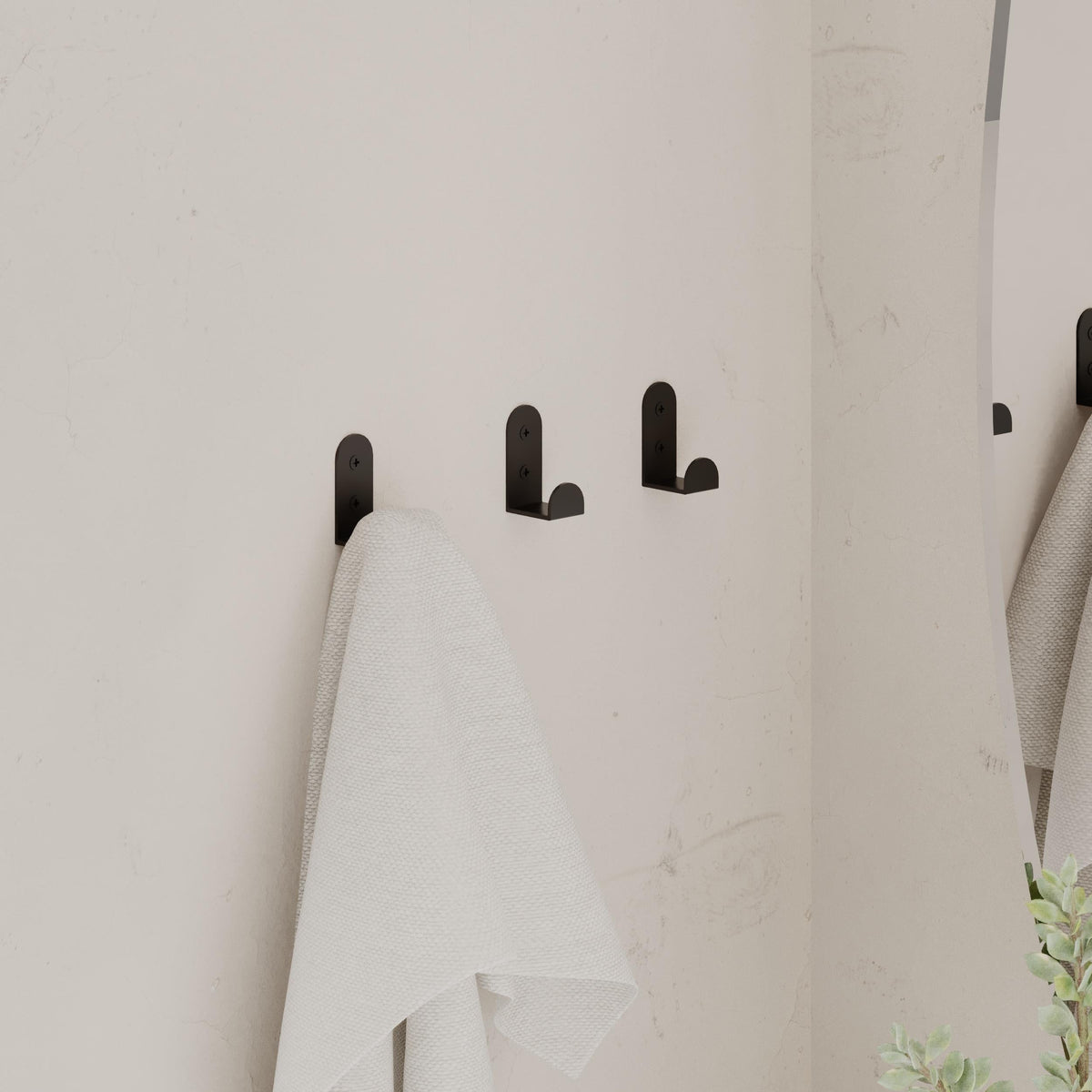 Leny Metal Hanger Set of 3 - Black