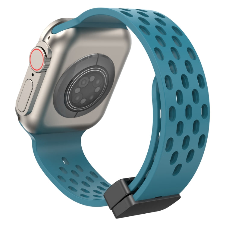 Magnetic Clasp Silicone Watch Band, For Apple Watch Series 8&7 45mm