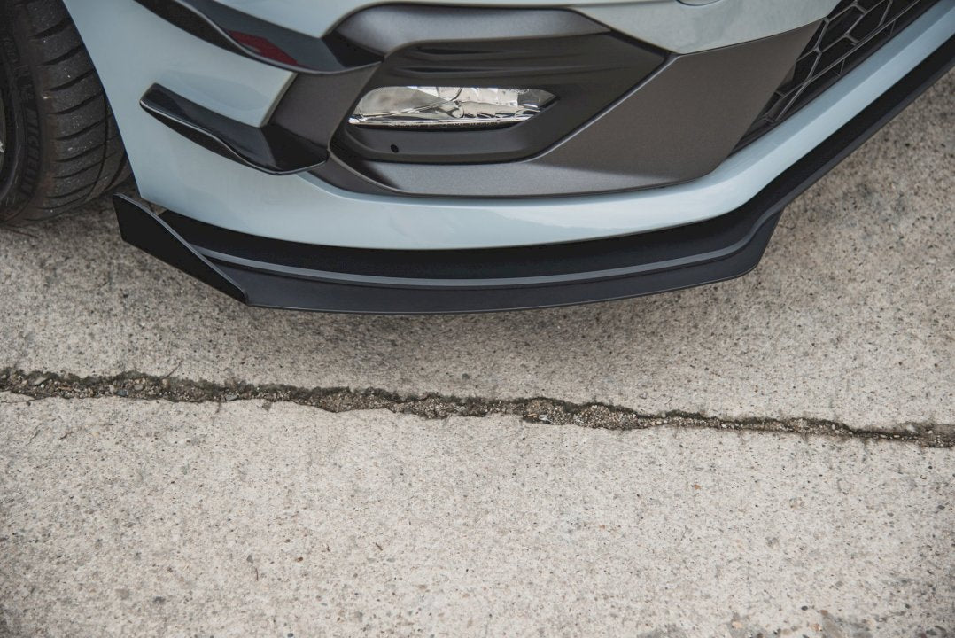 Maxton Design - Aftermarket  STREET PRO FRONT SPLITTER (+FLAPS) FORD FIESTA MK8/8.5 ST/ ST LINE
