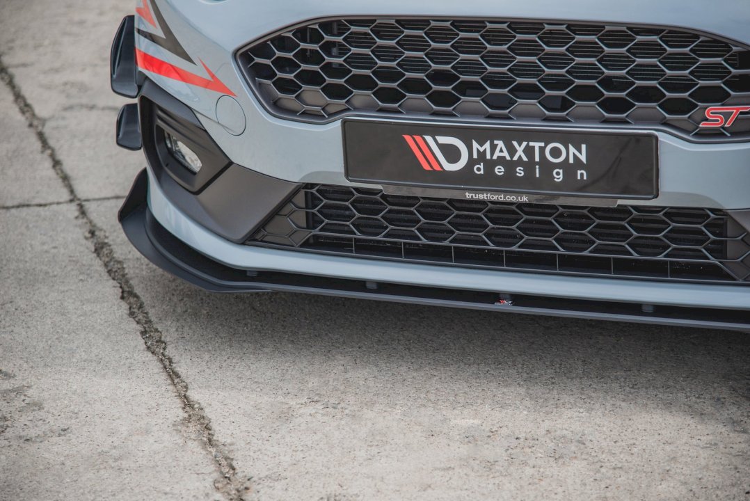 Maxton Design - Aftermarket  STREET PRO FRONT SPLITTER (+FLAPS) FORD FIESTA MK8/8.5 ST/ ST LINE