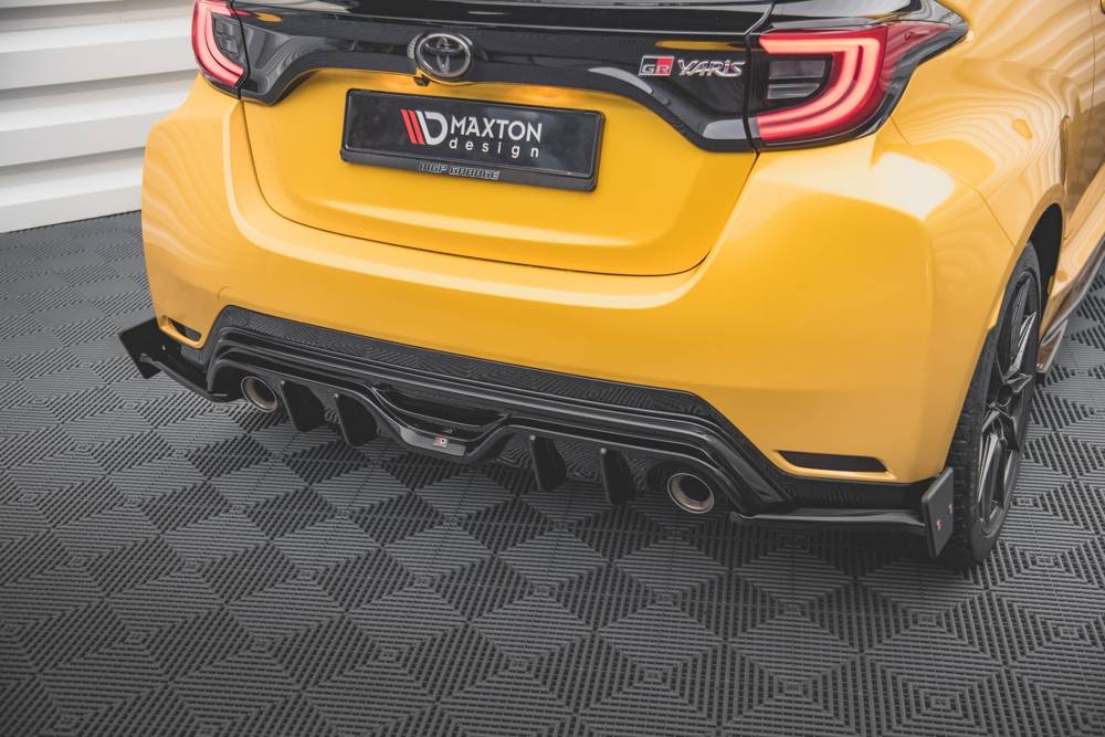 Maxton Design - Aftermarket  REAR SIDE SPLITTERS V.4 + FLAPS TOYOTA GR YARIS MK4