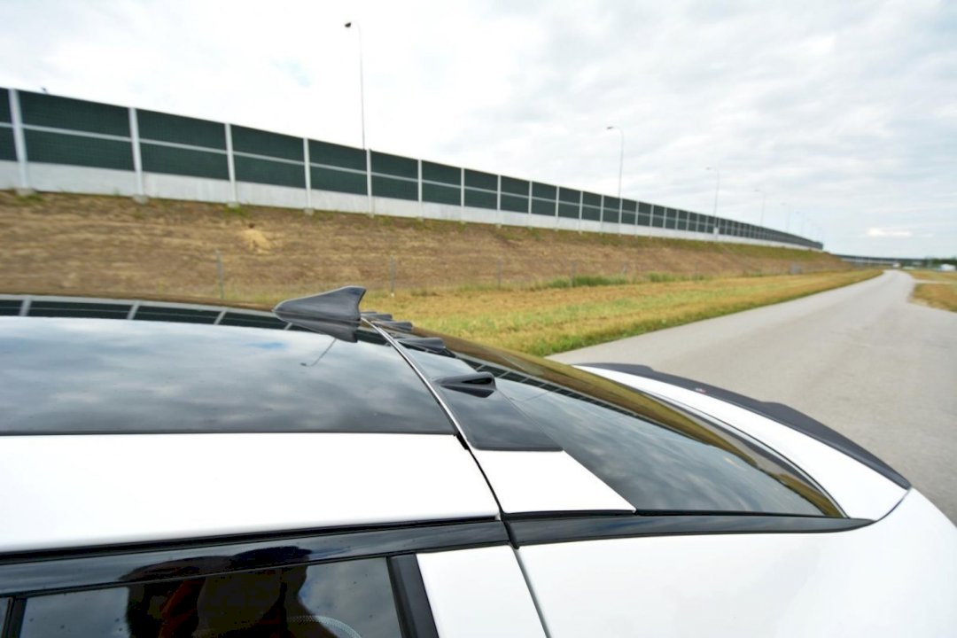 Maxton Design - Aftermarket  THE EXTENSION OF THE REAR WINDOW KIA STINGER GT (2017-2023)