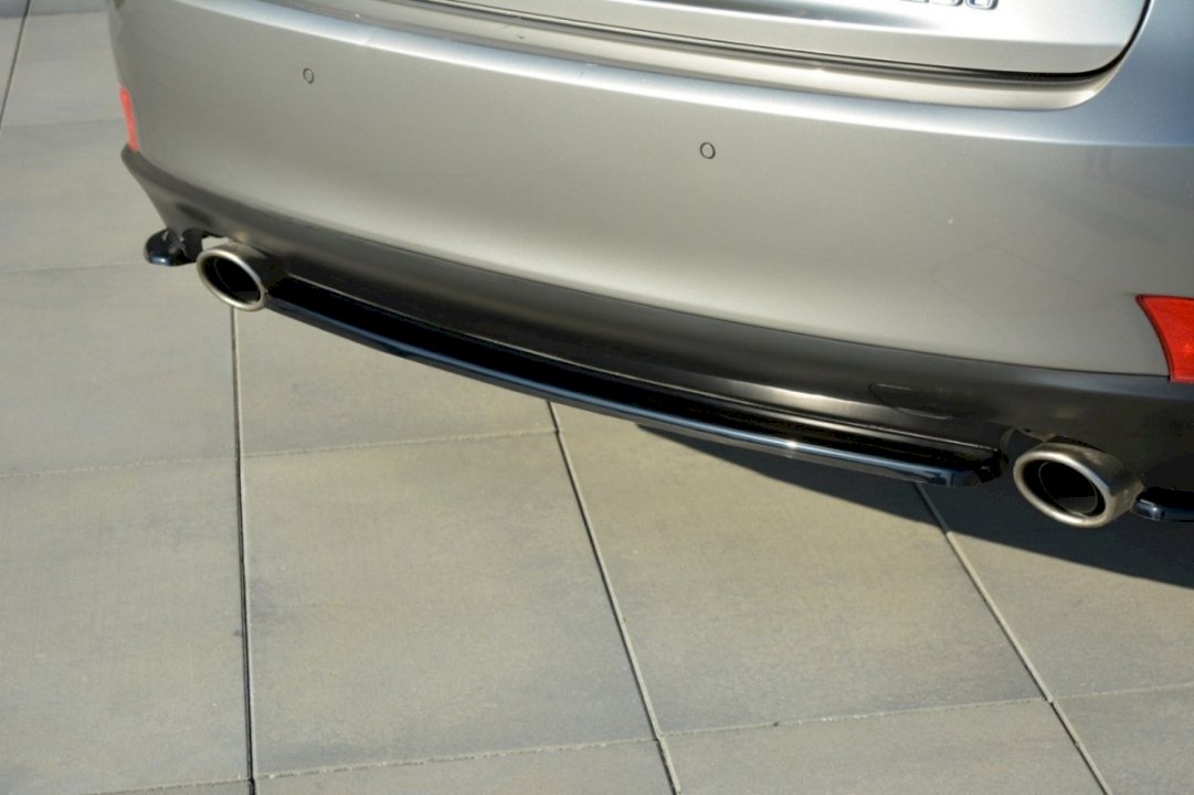 Maxton Design - Aftermarket  CENTRAL REAR SPLITTER LEXUS IS 200T MK3 (WITHOUT VERTICAL BARS) (2013- 2016)