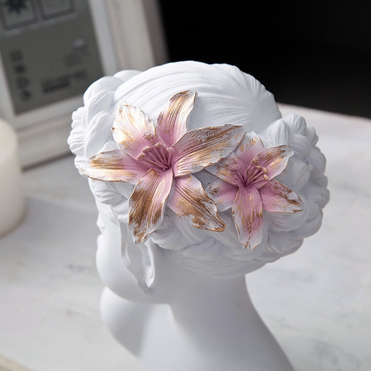 Creative Resin People Statue Crafts Office Home Decoration Wedding Gifts