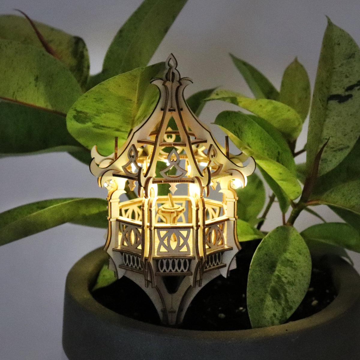 Summer Pavilion + Free USB Light