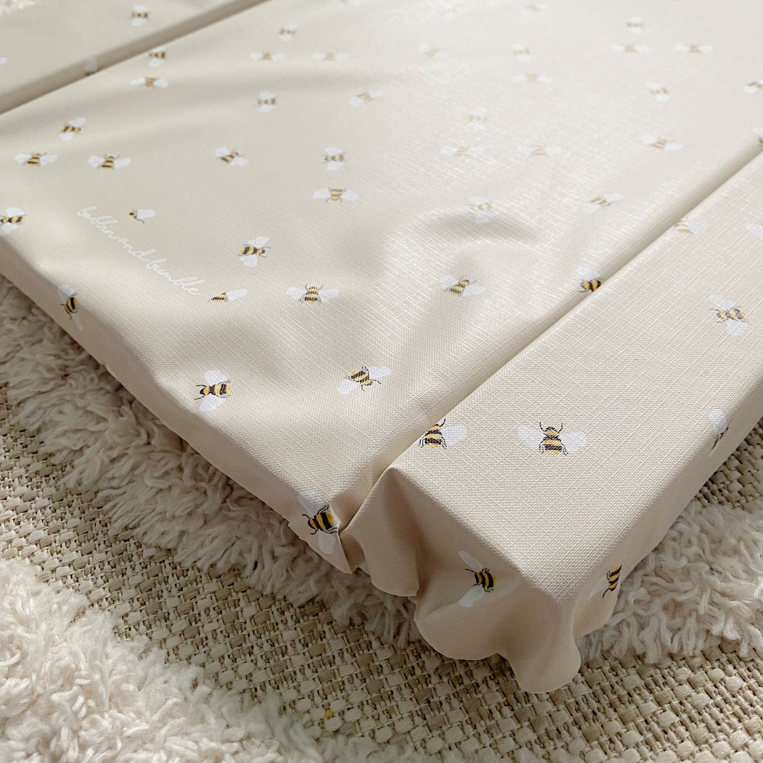 Standard Changing Mat - Bee Print