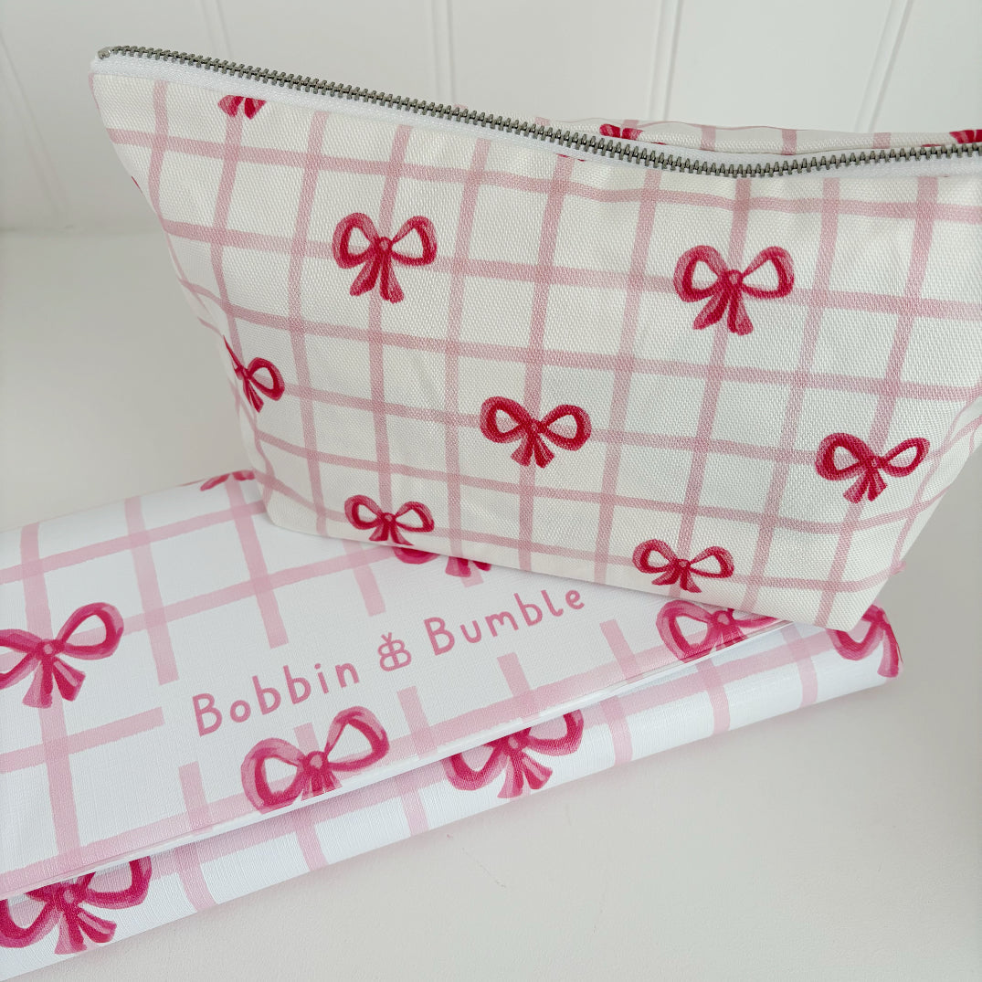 Nappy Wallet - Pink Bows